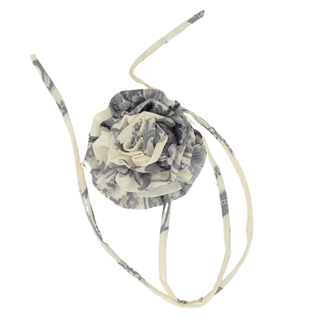 Peony Pole Wear - White Dove