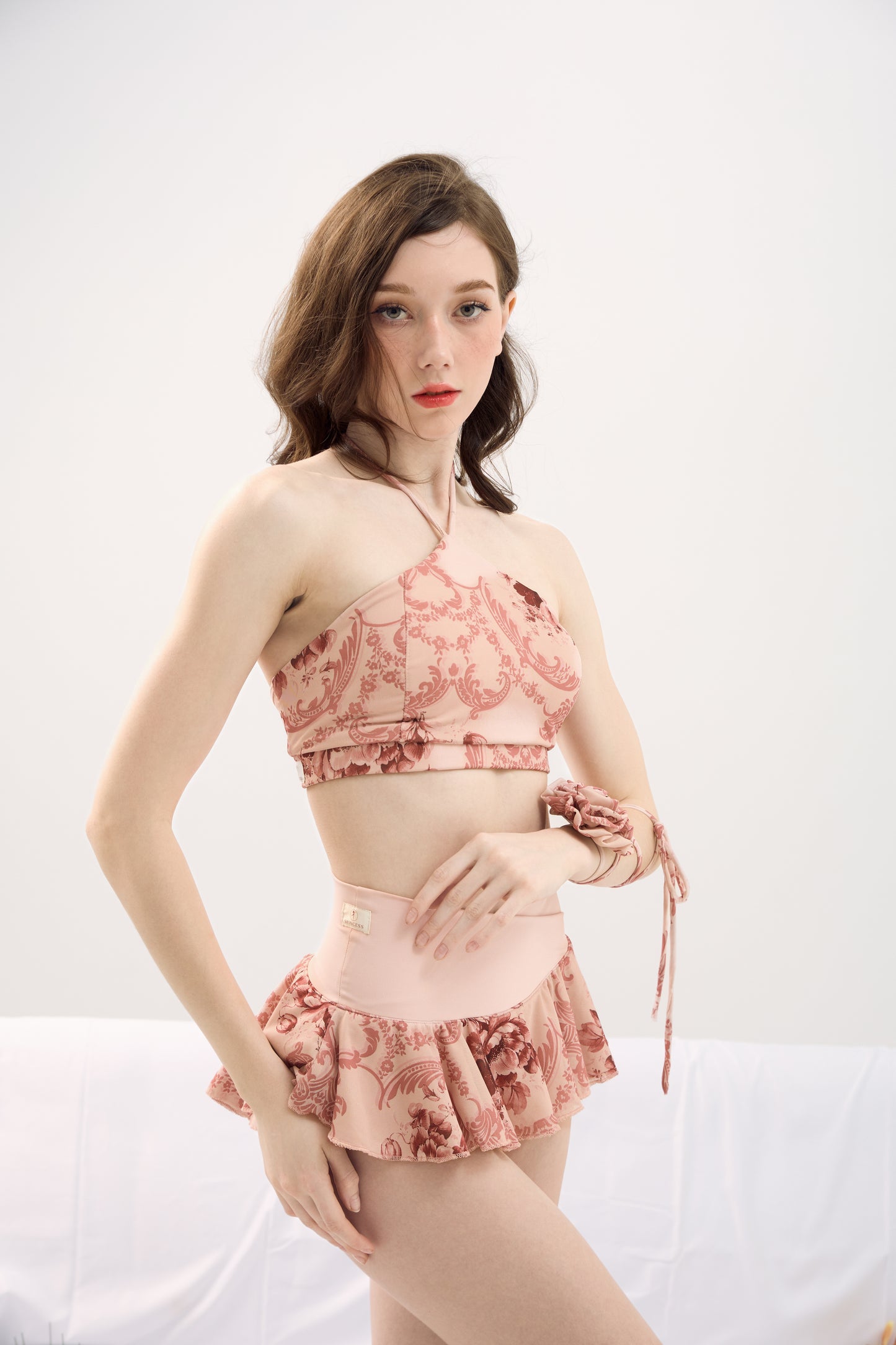 Peony Pole Wear - Champagne Pink